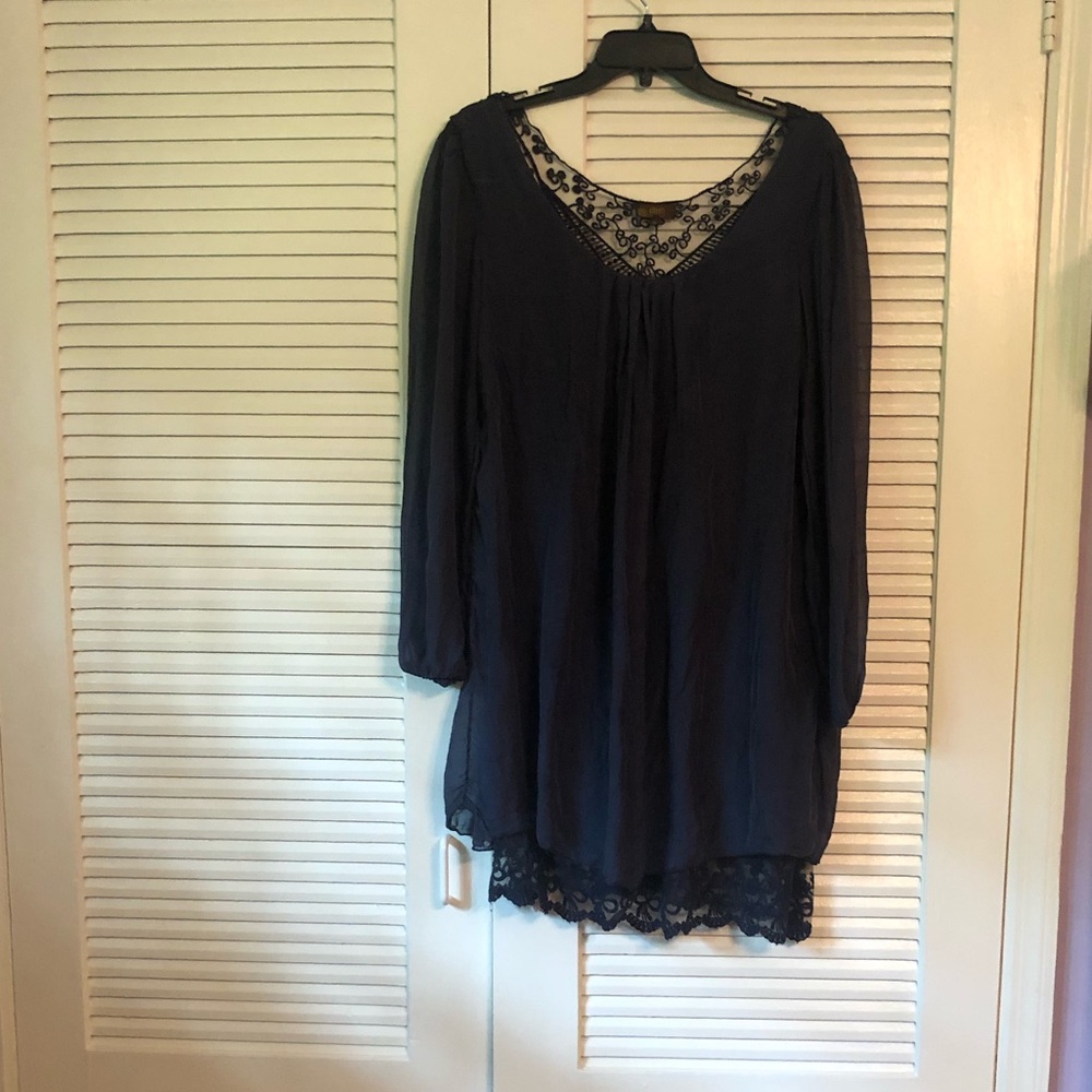 Amanti Silk dress with lace underlay